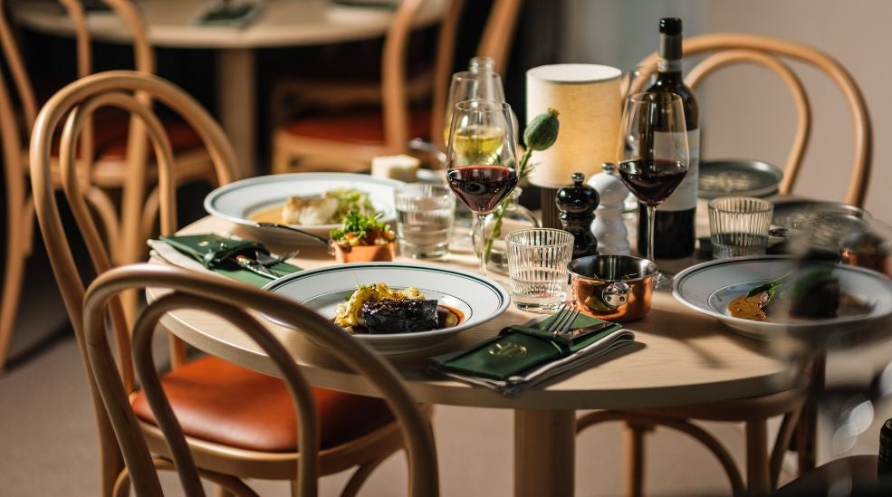 Efterårsinspireret middag, hotel og morgenmad