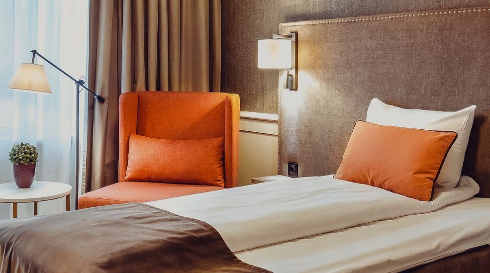 Enkeltværelse fra 690 kr